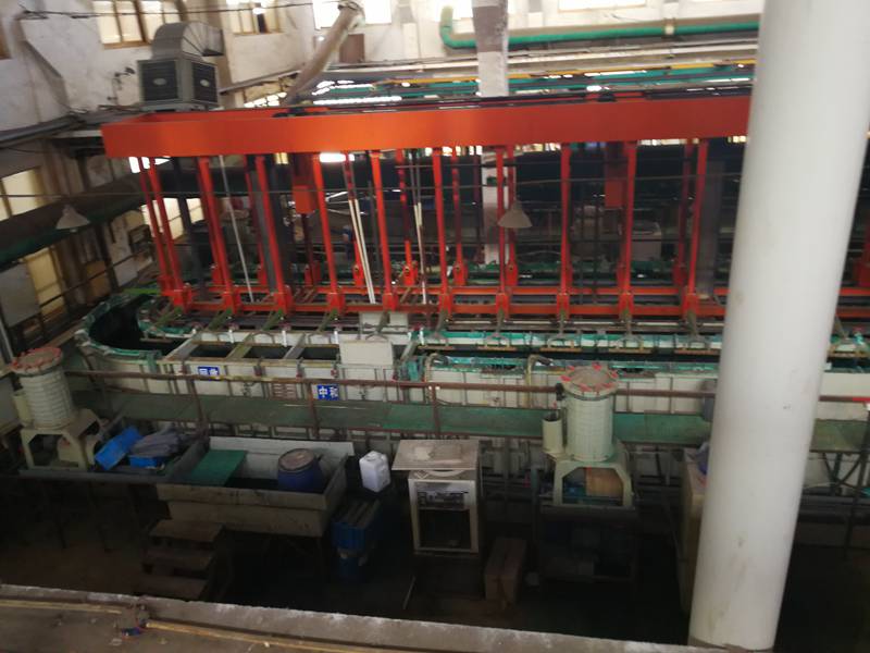 垂直升降电镀设备