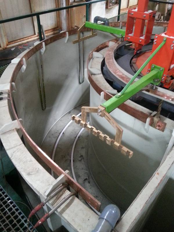 垂直升降电镀设备