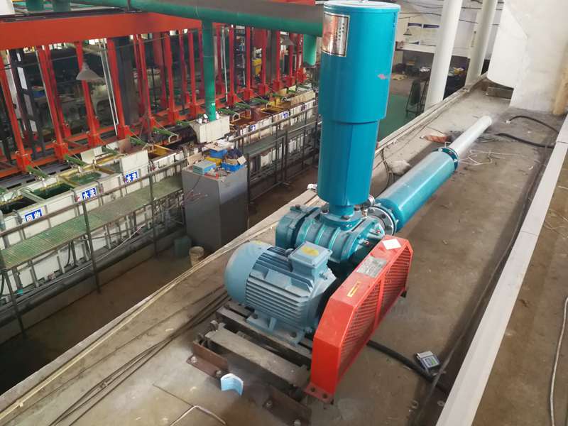 垂直升降电镀设备